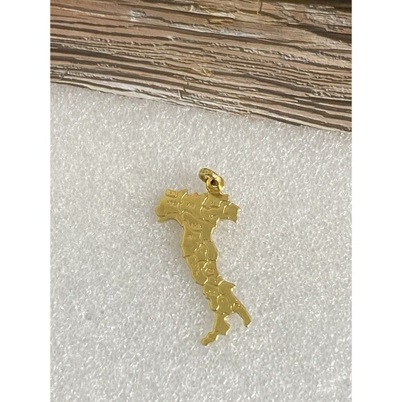 18kt Gold Map European Stamped 750 AR 2.74 Grams Wearable Not Scrap - Picture 3 of 8